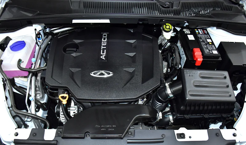 2026 Chery Arrizo 5 Comfort 4 Cylinder Petrol Engine White Beige Sedan GCC Specs