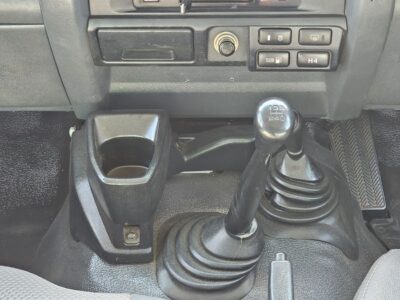 2018 Toyota Land Cruiser 70 4.2L DIESEL MT RHD 6 Cylinders Engine White Black SUV