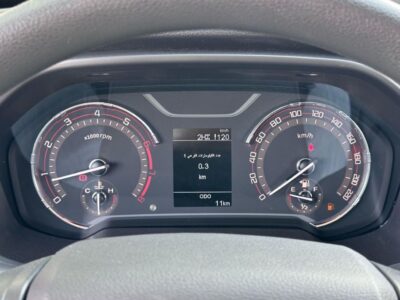 2025 MG T60 2.4L 4 Cylinders PETROL Engine DC MT White Grey PickUP