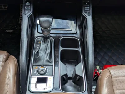 2021 Kia Telluride GT Line 6 Cylinder Petrol Engine Grey Brown SUV GCC Specs