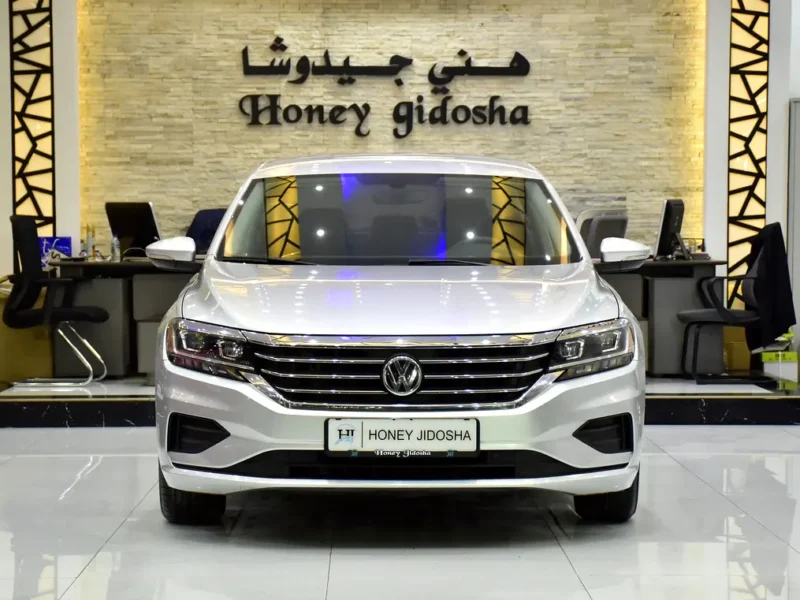 2021 Volkswagen Passat Comfortline 5 Cylinder Petrol Engine Silver Black Sedan GCC