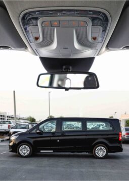 2024 Mercedes-Benz V 250 2.0-liter Turbocharged 4-Cylinder Diesel Black Van RWD
