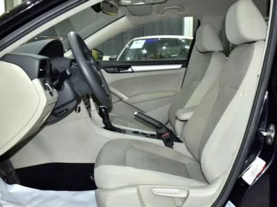 2020 Volkswagen Passat Comfortline 5 Cylinder Petrol Engine Black Beige Sedan GCC