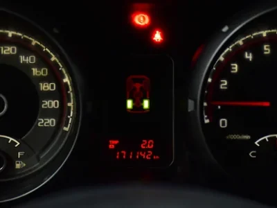 2014 Mitsubishi Pajero GLS 6 Cylinders Petrol Engine Brown Grey Crossover GCC Specs