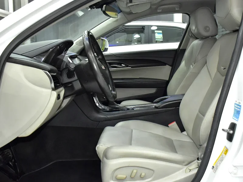 2015 Cadillac ATS 2.0T Standard 4 Cylinder Petrol Engine White Beige Sedan GCC