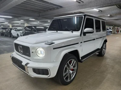 2026 Mercedes-Benz G 63 AMG 4.0L V8 twin-turbocharged Petrol Engine White Red SUV