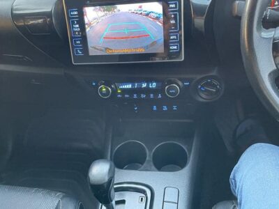 2018 Toyota Hilux Rugged X 2.8L 4-cylinder Turbo Diesel Engine Grey Black Pickup Truck