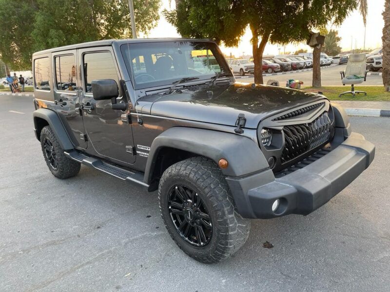 2017 Jeep Wrangler Unlimited Sport 3.6-liter Pentastar V6 Petrol Engine Grey Black SUV