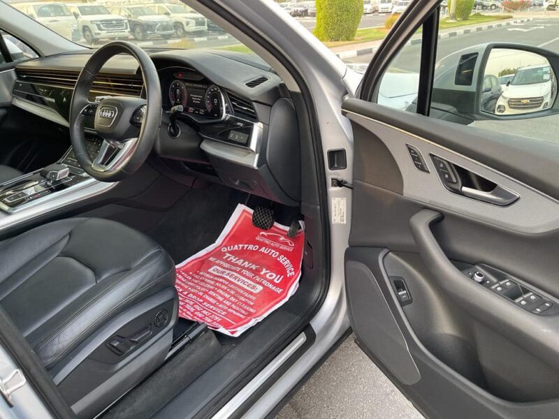 2020 Audi Q7 50 TDI Quattro 3.0-litre V6 Diesel Engine Silver Black SUV Automatic