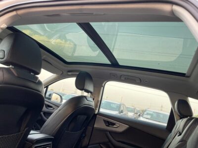 2020 Audi Q7 50 TDI Quattro 3.0-litre V6 Diesel Engine Silver Black SUV Automatic