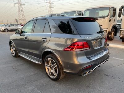2017 Mercedes-Benz GLE 250d 4MATIC 2.1-liter turbocharged 4-cylinder Diesel Engine Grey SUV