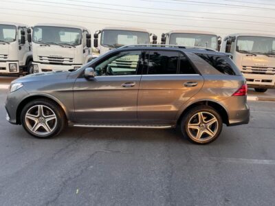 2017 Mercedes-Benz GLE 250d 4MATIC 2.1-liter turbocharged 4-cylinder Diesel Engine Grey SUV