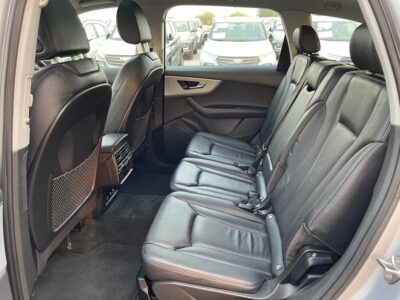 2020 Audi Q7 50 TDI Quattro 3.0-litre V6 Diesel Engine Silver Black SUV Automatic