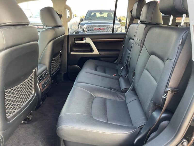 2020 Toyota Land Cruiser 200 Series VX 4.5 Litres V8 Twin Turbo Diesel Engine Black SUV Automatic