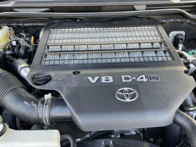 2020 Toyota Land Cruiser 200 Series VX 4.5 Litres V8 Twin Turbo Diesel Engine Black SUV Automatic