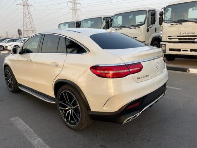 2017 Mercedes-Benz GLE 350d 4MATIC Coupe 3.0-liter V6 Turbocharged Diesel White Black SUV