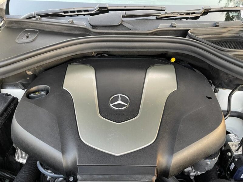 2017 Mercedes-Benz GLE 350d 4MATIC Coupe 3.0-liter V6 Turbocharged Diesel White Black SUV