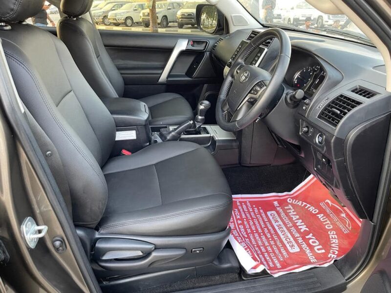 2021 Toyota Land Cruiser Prado 2.8 Litres 4 Cylinder Turbo Diesel Engine Brown Black SUV