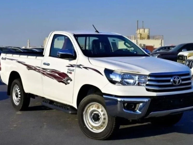 2024 Toyota Hilux Single Cab 2.4 Litres 4-cylinder In-line Diesel Engine White Red Pickup Truck