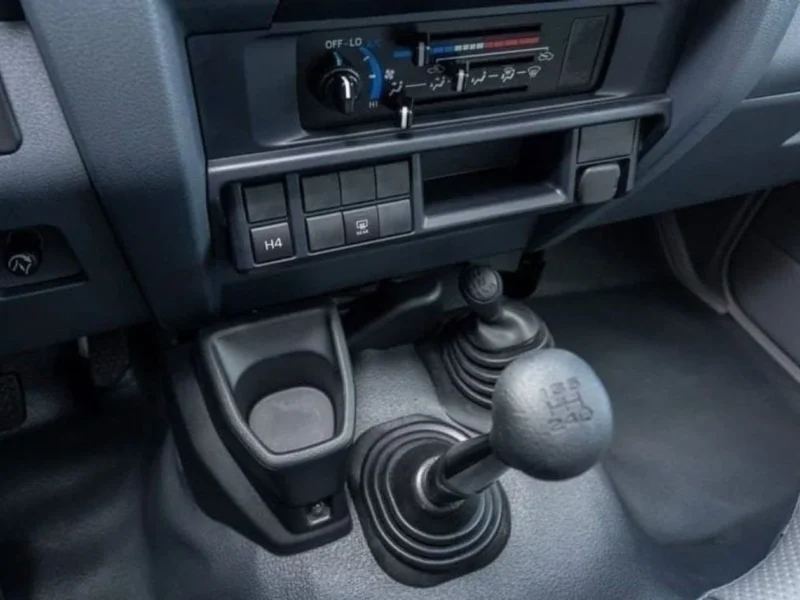 2024 Toyota Land Cruiser 70 Series LC76 Hard Top 4.5L Diesel V8 Engine White Grey SUV