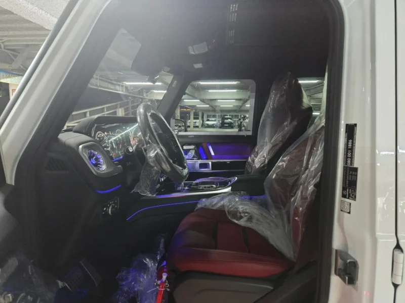 2026 Mercedes-Benz G 63 AMG 4.0L V8 twin-turbocharged Petrol Engine White Red SUV