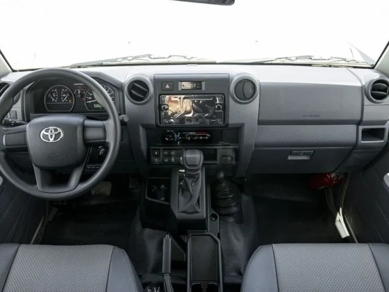 2024 Toyota Land Cruiser 70 Hard Top 3-door 2.8-liter 4-Cylinder Diesel Engine White Grey SUV