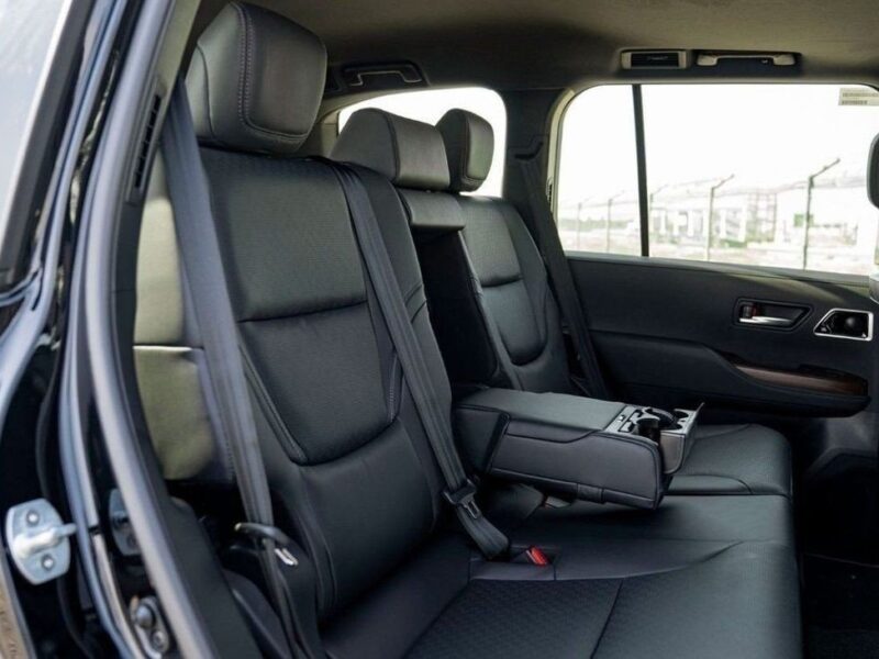 2025 Toyota Land Cruiser LC300 VX 3.5 Liters V6 Twin Turbo Petrol Engine Black SUV Automatic
