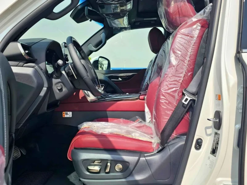 2026 Lexus LX 500 MARK LEVINSON 3.3L twin-turbo V6 Diesel Engine White Red SUV Automatic GCC