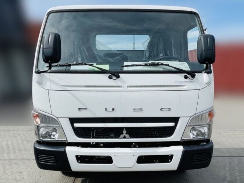 2024 Mitsubishi Fuso Canter 4.2 Liters 4 Cylinders Diesel Engine White Grey Truck Manual