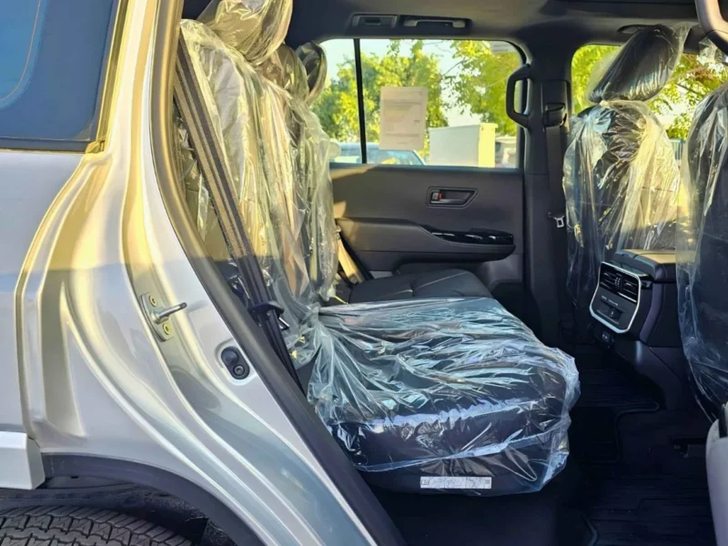 2025 Toyota Land Cruiser GXR 4.0 Liters 6 Cylinder Petrol Engine Silver Black SUV Automatic GCC