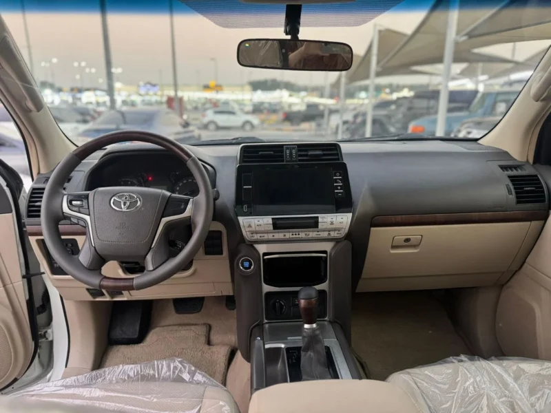 2019 Toyota Prado GXR 2.7 Litre 4 Cylinders Petrol Engine White Beige SUV Automatic GCC