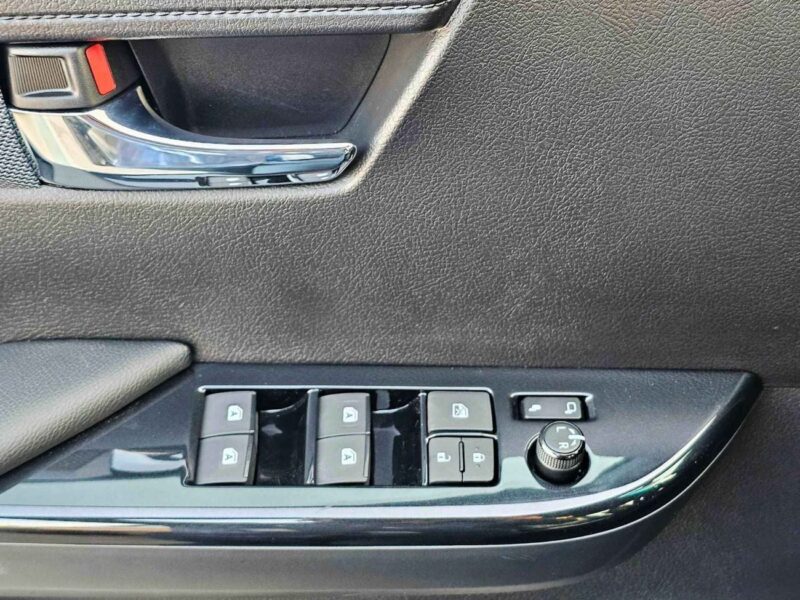 2025 Toyota Hilux GR SPORT 4.0 Litres 6-Cylinder Petrol Engine Black Pickup Truck Automatic GCC