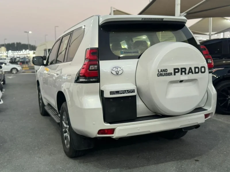 2019 Toyota Prado GXR 2.7 Litre 4 Cylinders Petrol Engine White Beige SUV Automatic GCC