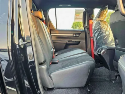 2025 Toyota Hilux GR SPORT 4.0 Litres 6-Cylinder Petrol Engine Black Pickup Truck Automatic GCC