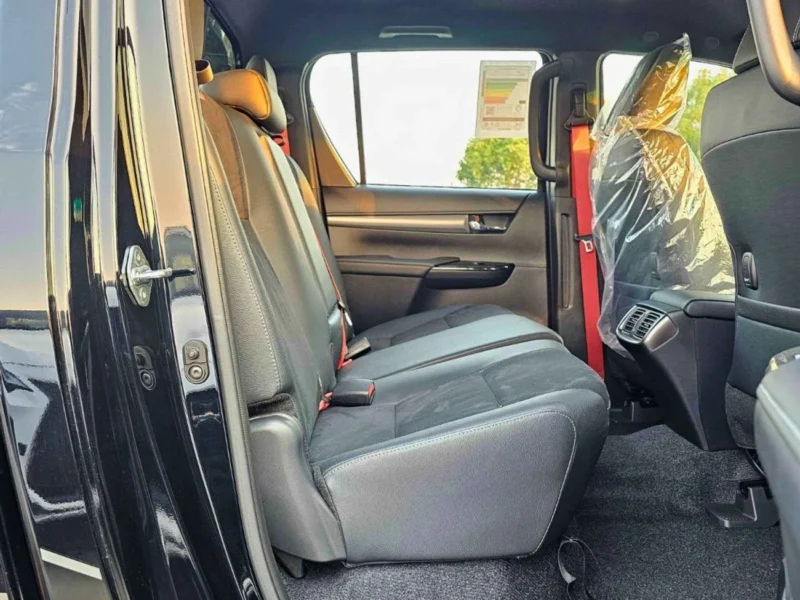 2025 Toyota Hilux GR SPORT 4.0 Litres 6-Cylinder Petrol Engine Black Pickup Truck Automatic GCC