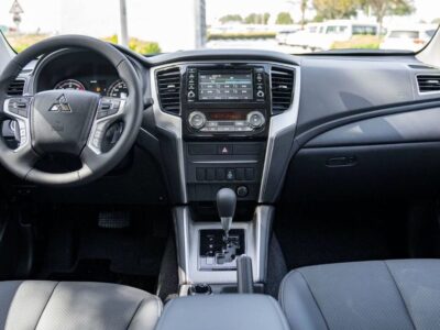 2025 Mitsubishi L200 Sportero 2.4L 4-cylinder Turbocharged Diesel Brown Black Pickup Truck