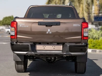 2025 Mitsubishi L200 Sportero 2.4L 4-cylinder Turbocharged Diesel Brown Black Pickup Truck