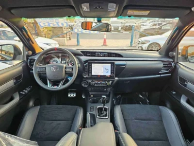 2025 Toyota Hilux GR SPORT 4.0 Litres 6-Cylinder Petrol Engine Black Pickup Truck Automatic GCC