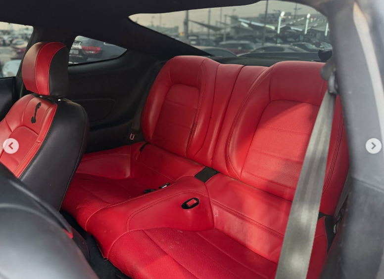 2018 Ford Mustang EcoBoost 2.3L EcoBoost Turbo I-4 Petrol Engine Bue Red Coupe