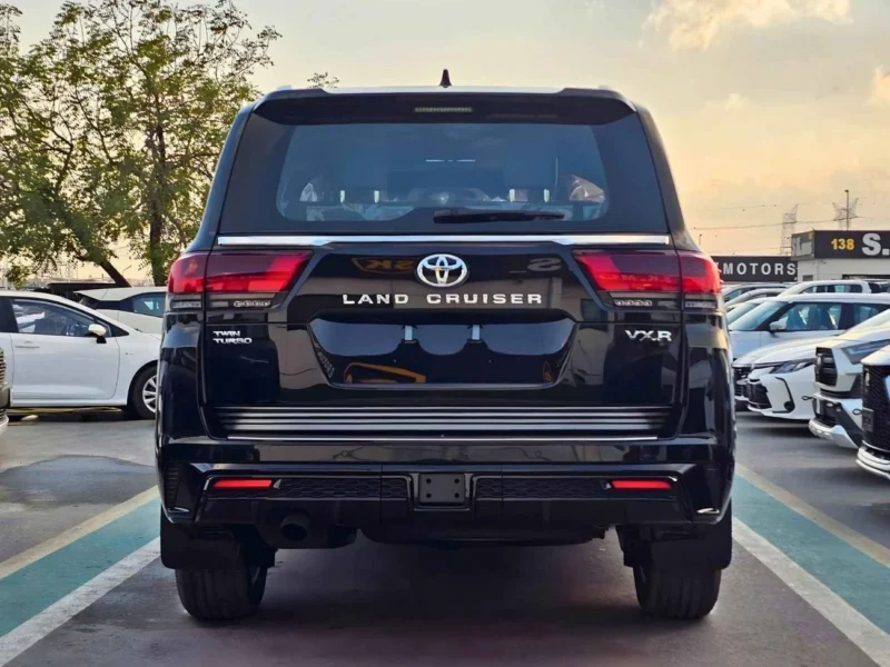 2026 Toyota Land Cruiser VXR 3.5-liter V6 Twin-Turbo Petrol Engine Black Red SUV Automatic