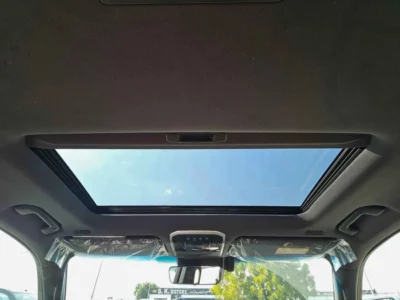 2024 Toyota Land Cruiser 300 VXR 3.3 Litres twin-turbo V6 Diesel Engine White Red SUV GCC