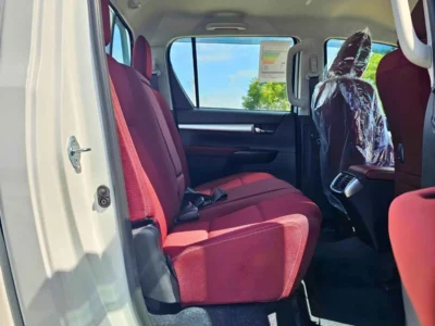 2026 Toyota Hilux SR5 TRD WOOD INTERIOR 4.0-liter V6 Petrol Engine White Red Pickup Truck