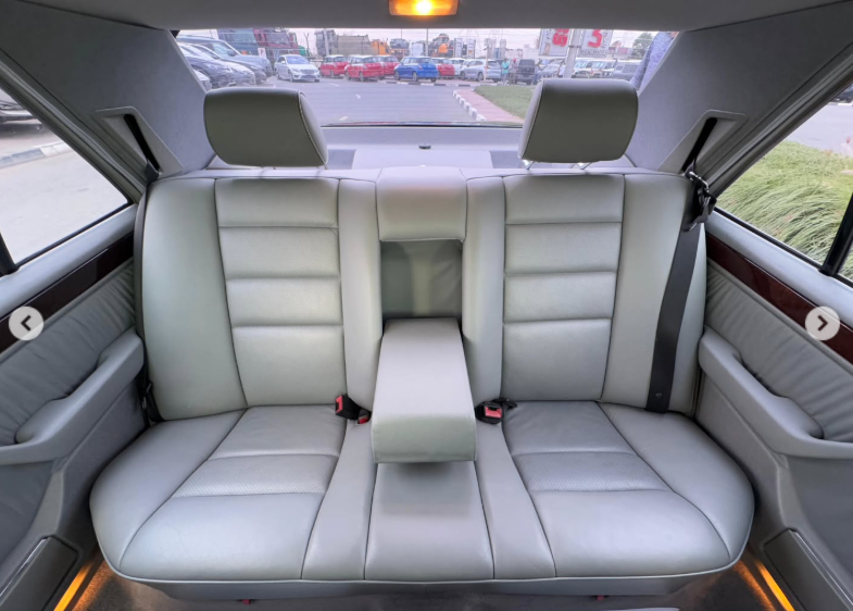 1995 Mercedes-Benz E320 3.2 liters 6 cylinders Petrol Engine Black Grey Sedan Clean Title