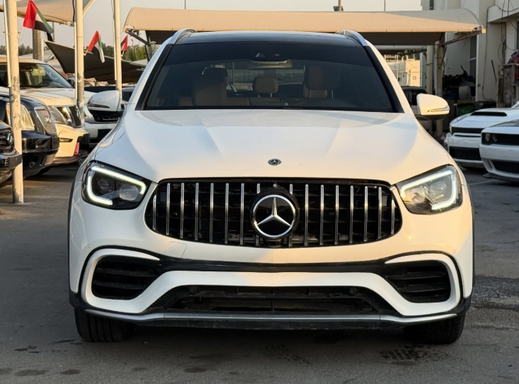 2018 Mercedes-Benz GLC 300 2.0L inline-4 turbo Petrol Engine White Beige SUV American Specs