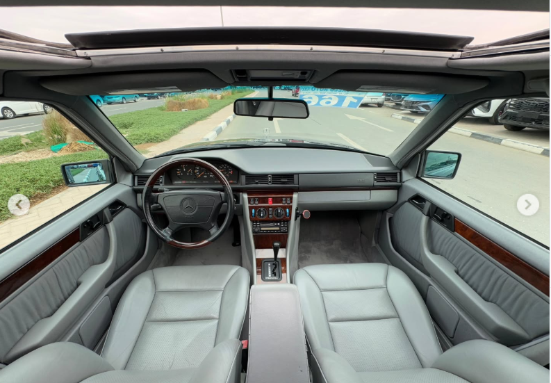 1995 Mercedes-Benz E320 3.2 liters 6 cylinders Petrol Engine Black Grey Sedan Clean Title