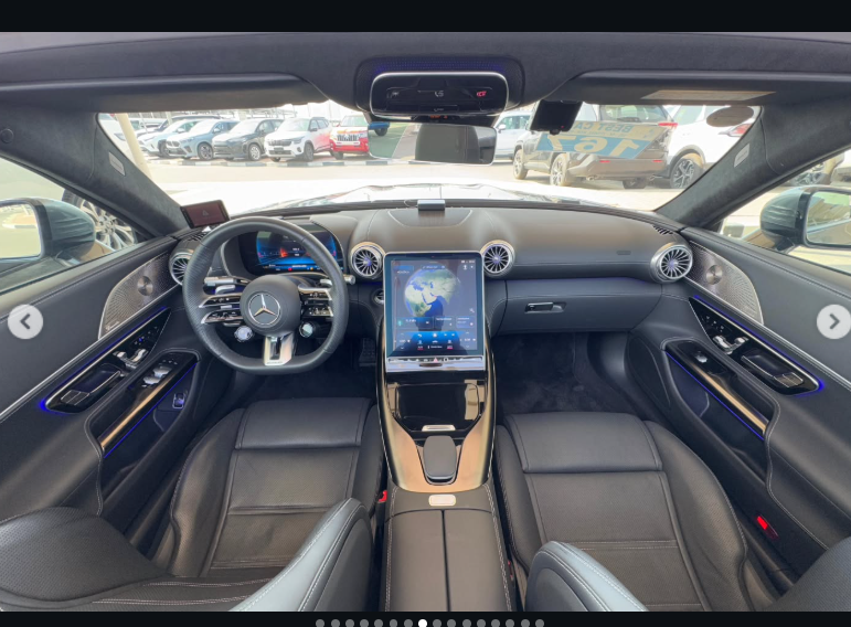 2023 Mercedes-Benz SL 63 AMG 4.0-liter twin-turbocharged V8 Petrol Engine Grey Convertible