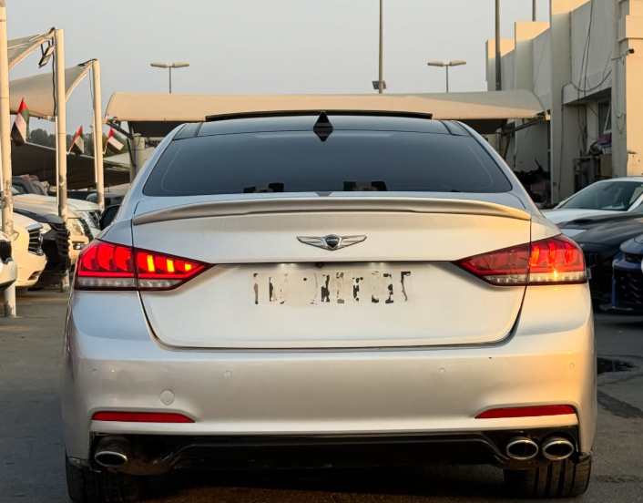 2015 Hyundai Genesis G80 5.0L Tau V8 GDi Engine Silver Black Luxury Sedan RWD