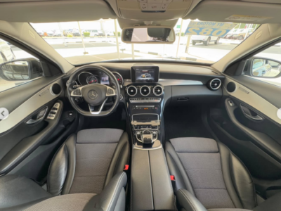 2013 Mercedes-Benz C250 1.8-liter turbocharged 4-cylinder Petrol Engine Black Sedan