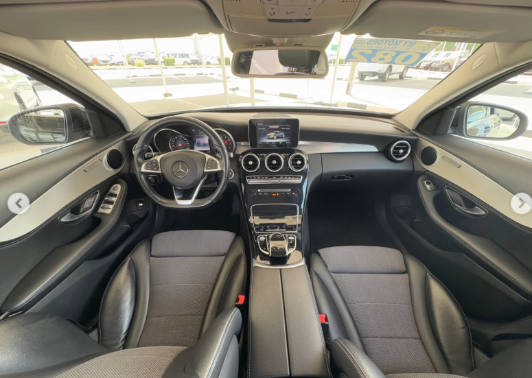 2013 Mercedes-Benz C250 1.8-liter turbocharged 4-cylinder Petrol Engine Black Sedan