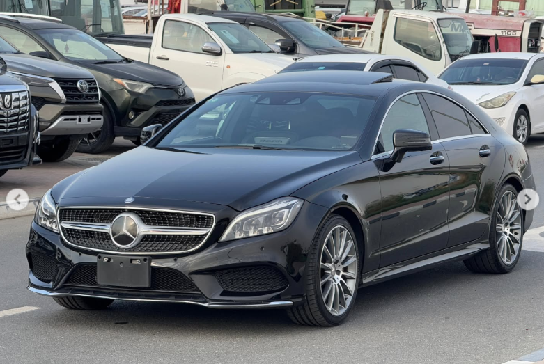 2016 Mercedes-Benz CLS 400 3.0-liter Twin-Turbocharged V6 Petrol Engine Black Grey Sedan
